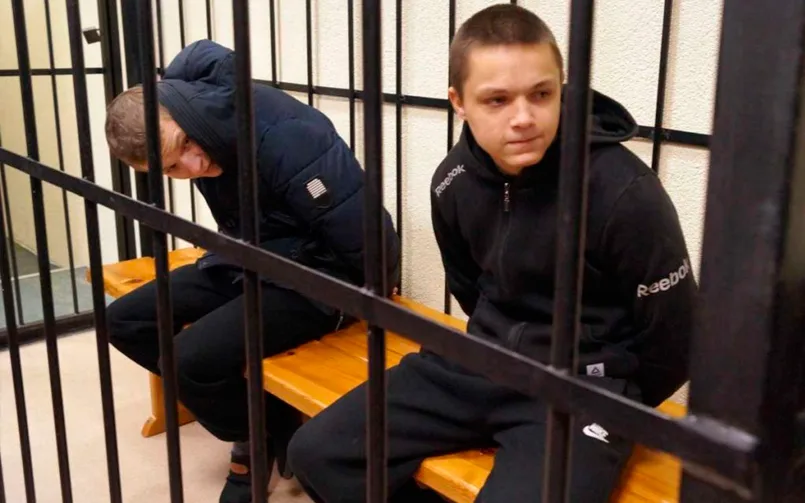 O'qituvchini o'ldirgan aka-ukalar otuvga hukm qilindi